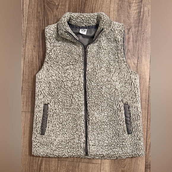 Katydid Jackets & Blazers - Katydid Women’s Sherpa Vest